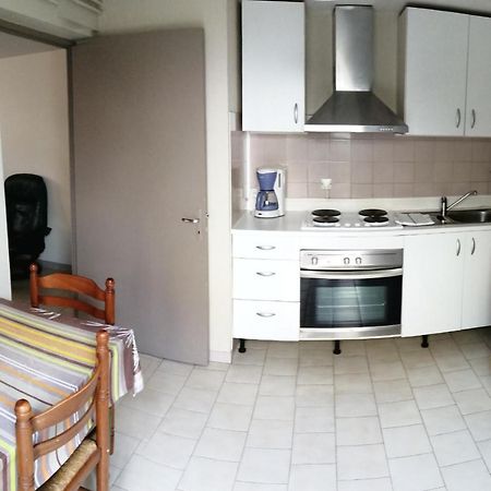 Residence Les Plus Pres Jonzac Exterior photo