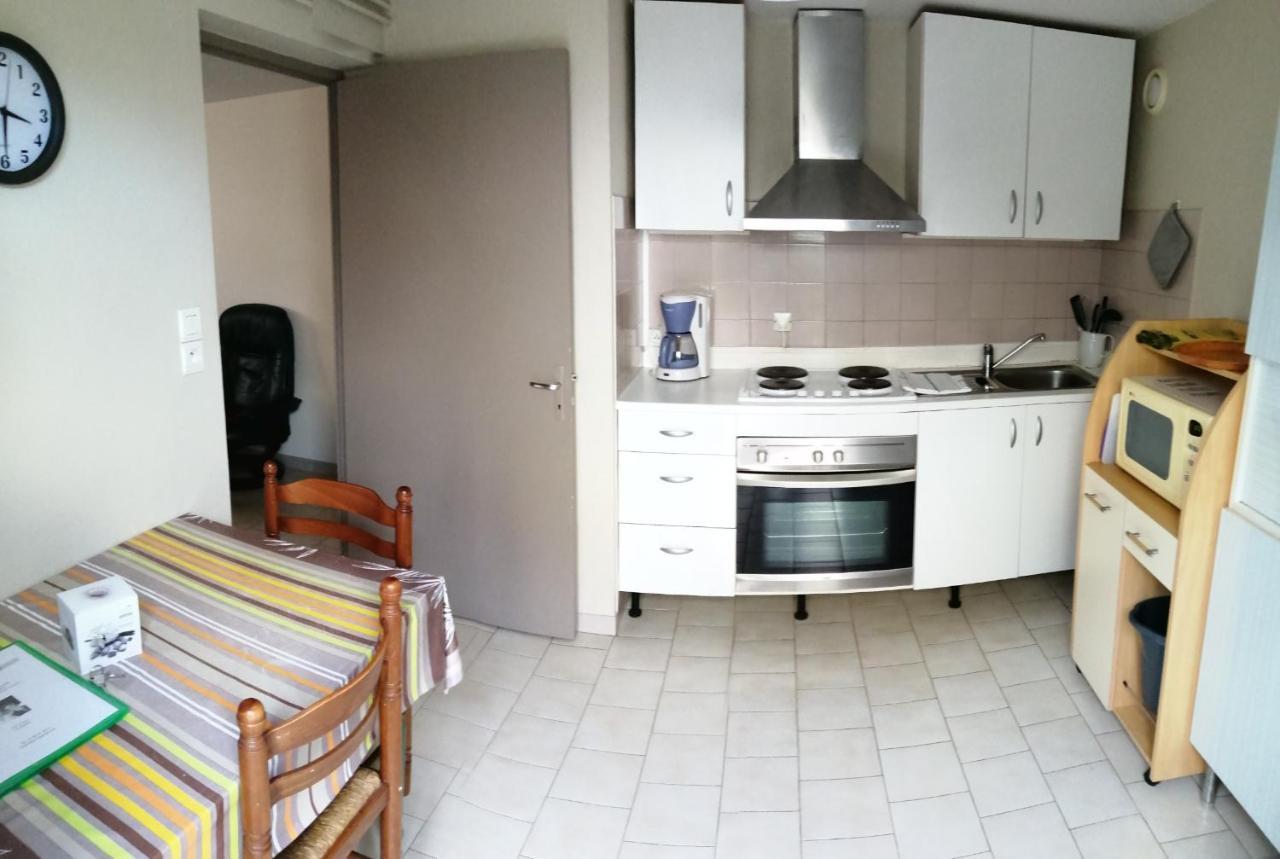 Residence Les Plus Pres Jonzac Exterior photo